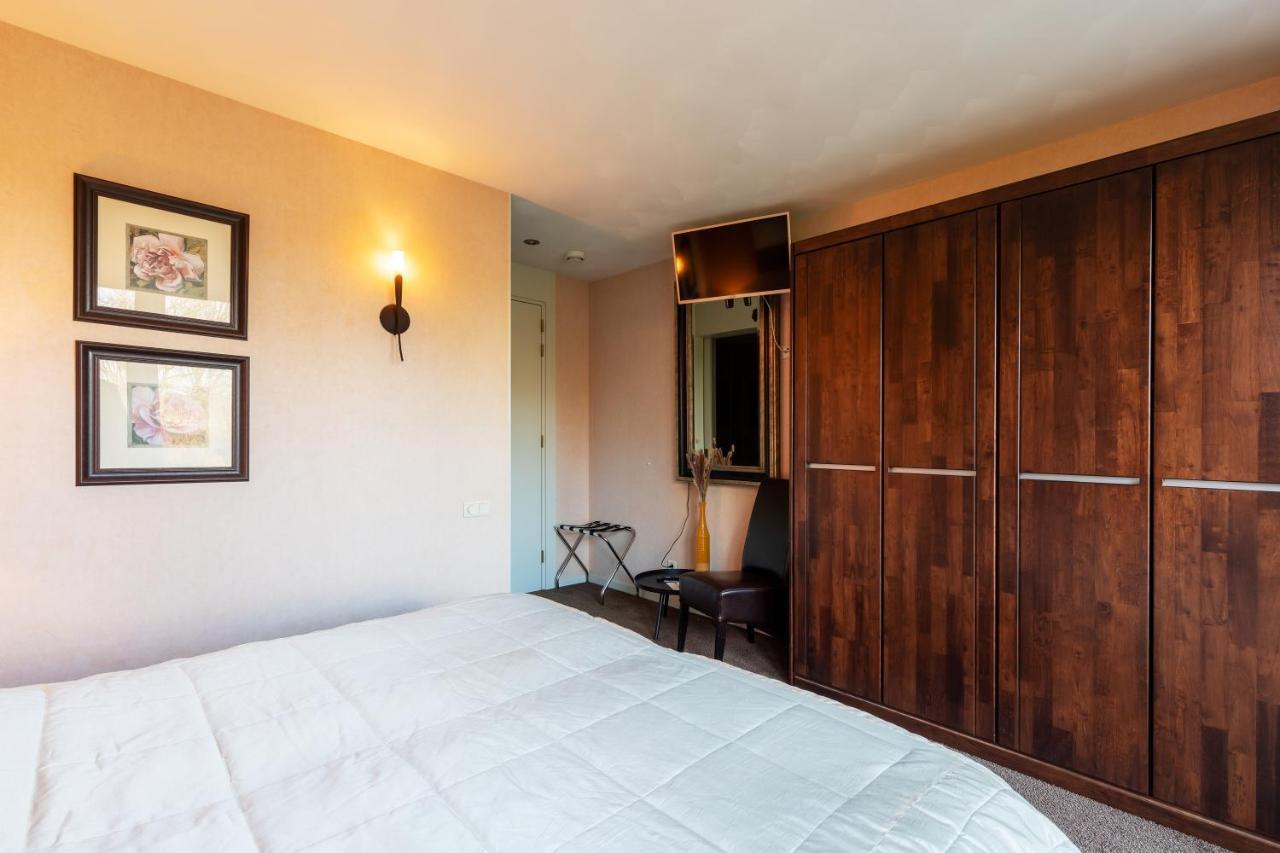 Villa Het Bascour Holthees Bagian luar foto